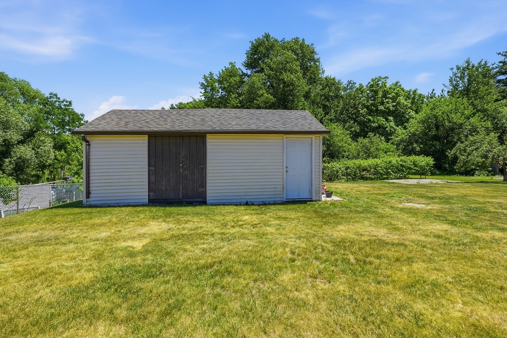 88 Roy Street Ludlow, MA 01056 - Photo 34 of 36