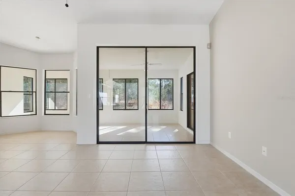 $359,900 | 1724 East McKinley Street, Hernando, FL 34442