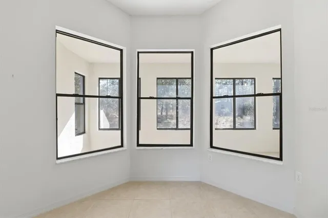 $379,900 | 1724 East McKinley Street, Hernando, FL 34442