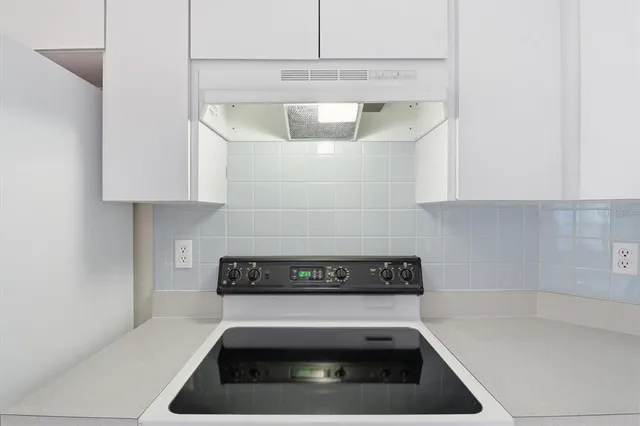 $379,900 | 1724 East McKinley Street, Hernando, FL 34442