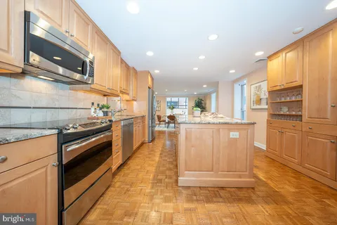 $1,400,000 | 101 Cheswold Lane, Unit 3A, Haverford, PA 19041