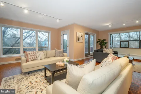 $1,400,000 | 101 Cheswold Lane, Unit 3A, Haverford, PA 19041