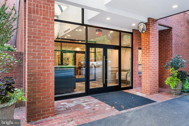 $1,400,000 | 101 Cheswold Lane, Unit 3A, Haverford, PA 19041