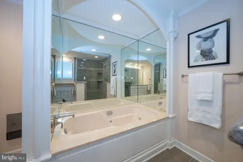 $1,400,000 | 101 Cheswold Lane, Unit 3A, Haverford, PA 19041