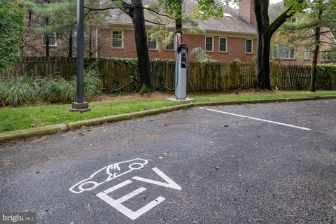 $1,400,000 | 101 Cheswold Lane, Unit 3A, Haverford, PA 19041