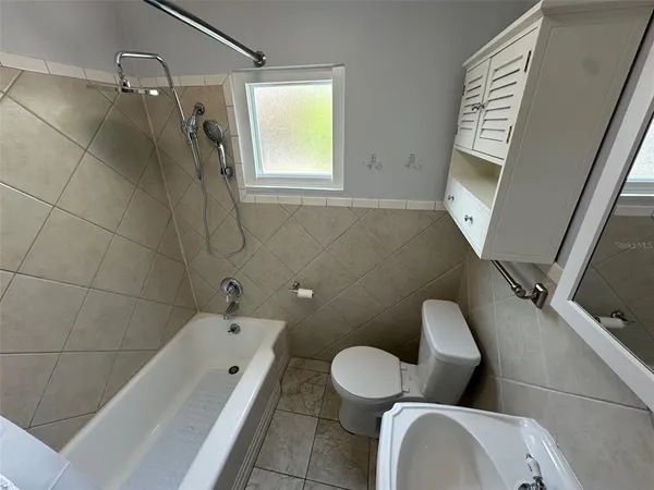 $2,000 | 625 West King Street, Orlando, FL 32804