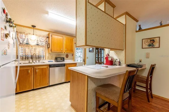 $199,000 | 25527 Belle Helene, Leesburg, FL 34748