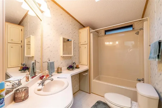 $199,000 | 25527 Belle Helene, Leesburg, FL 34748