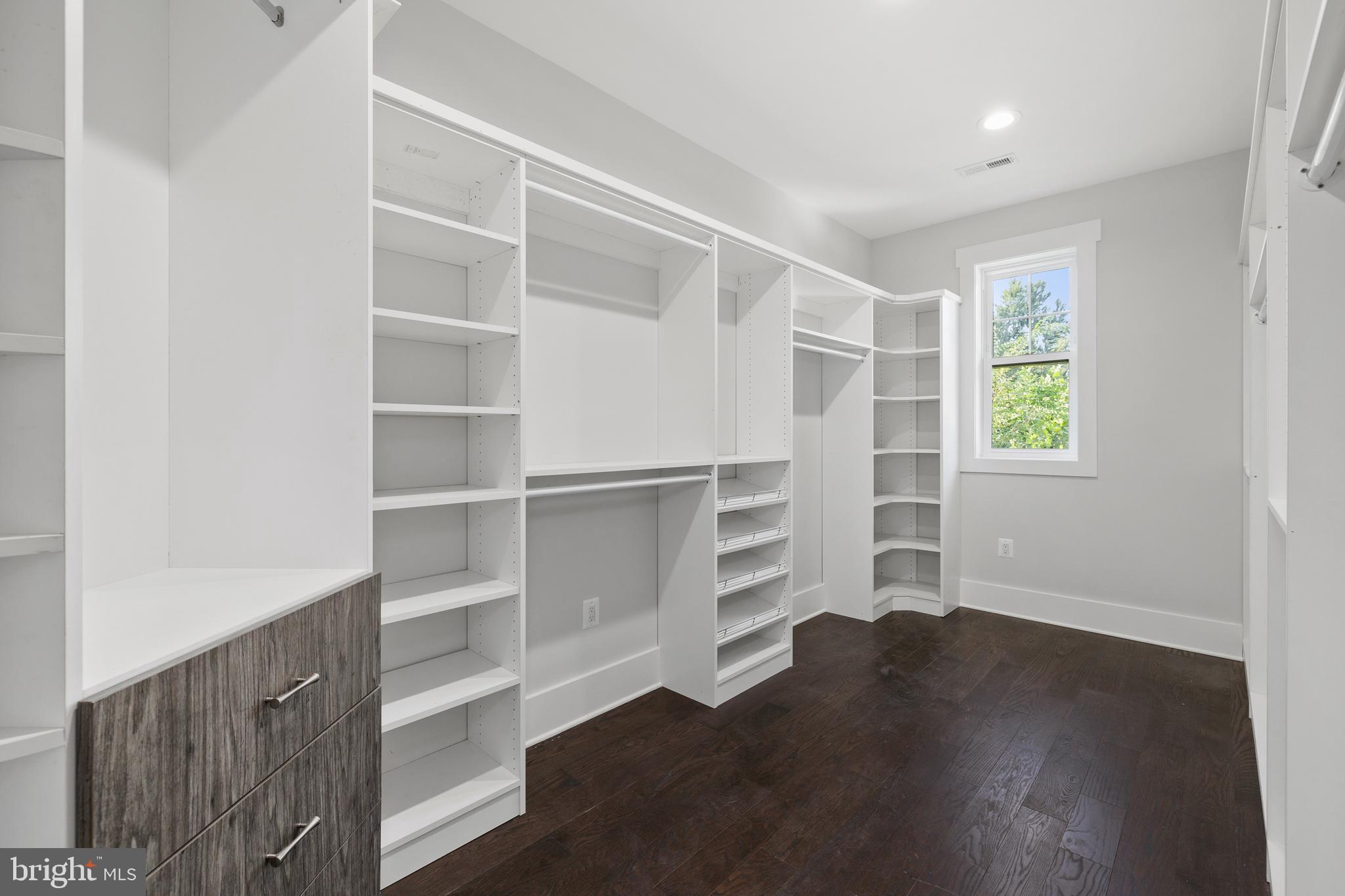 4616 Columbia Road Annandale, VA 22003 - Photo 34 of 80 Gallery Image 34