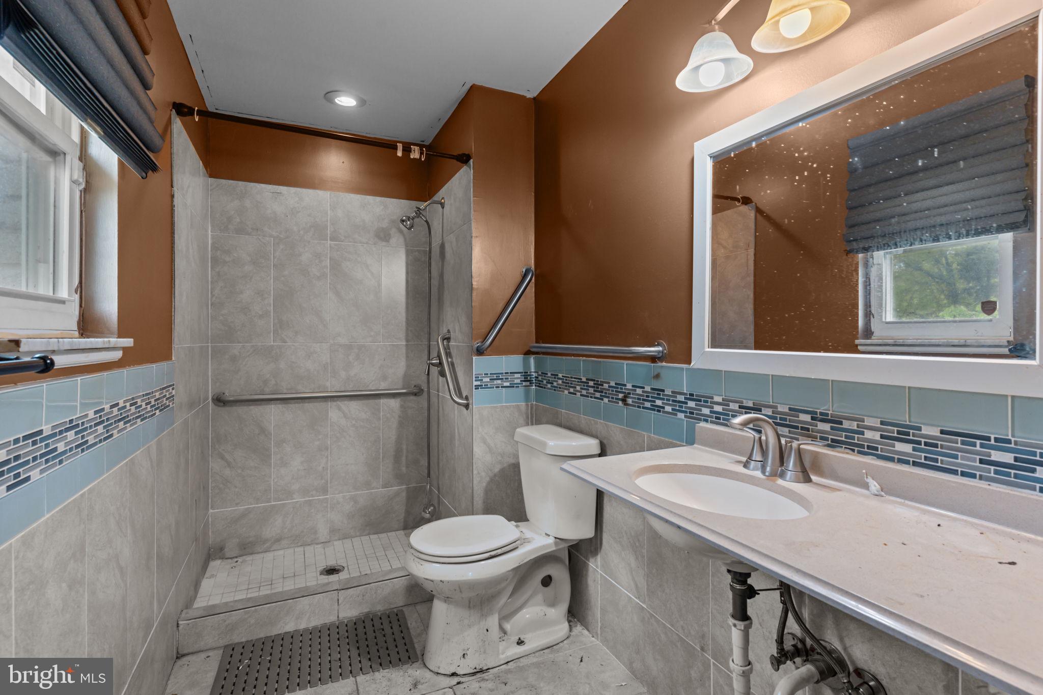 612 Davis Road Cheltenham, PA 19012 - Photo 25 of 37