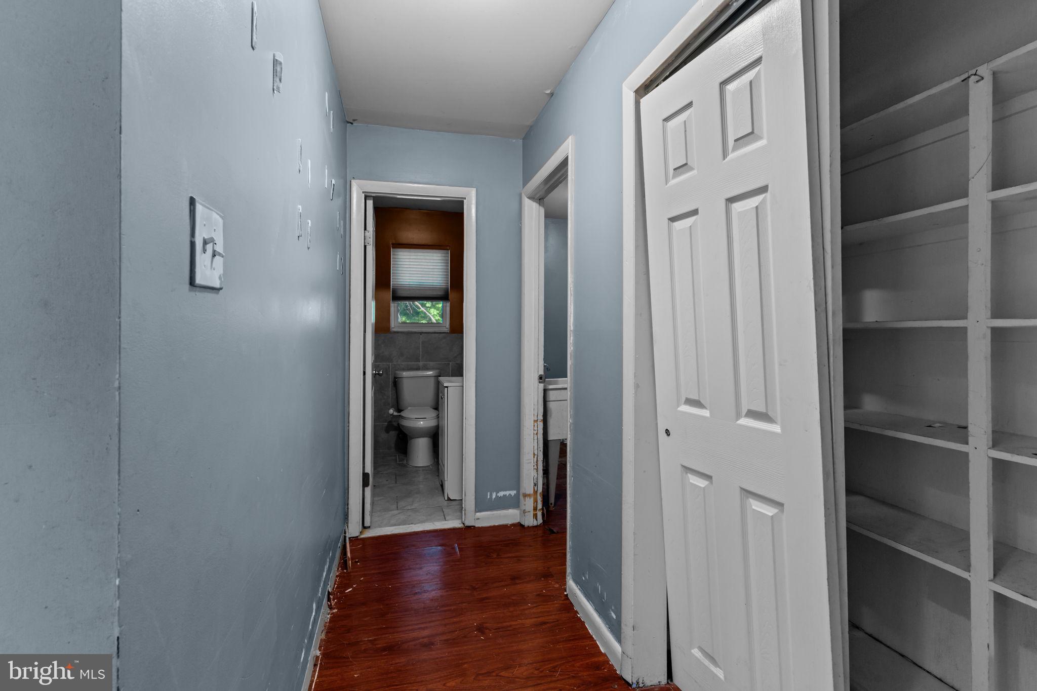 612 Davis Road Cheltenham, PA 19012 - Photo 9 of 37
