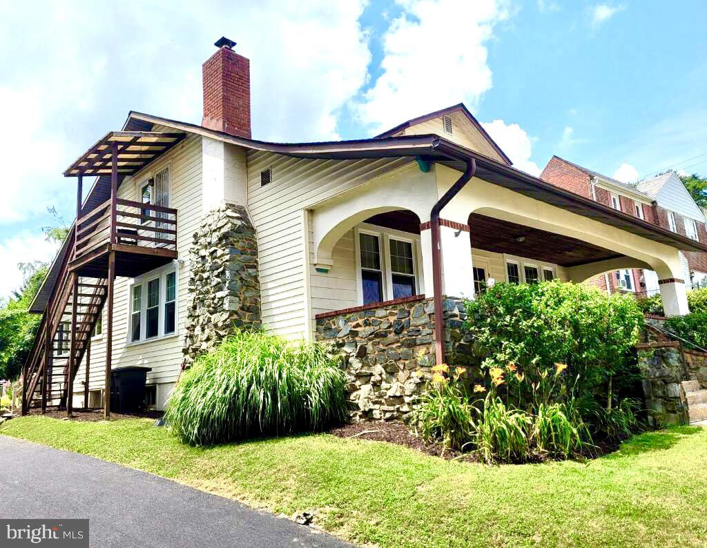 736 Braeside Road Baltimore, MD 21229 - Photo 1 of 29 Beautiful large home on a stunning rare lot!
