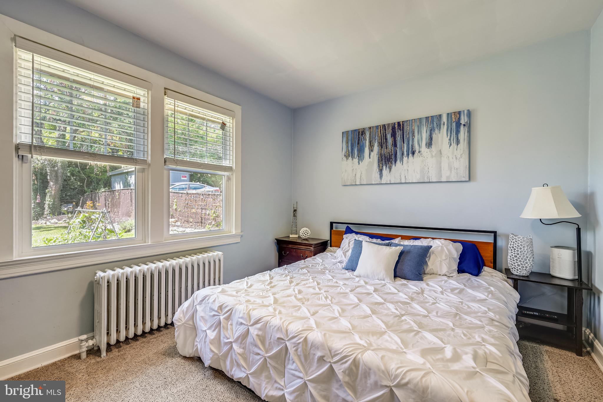 736 Braeside Road Baltimore, MD 21229 - Photo 16 of 29 1st floor master w/HUGE walk in closet