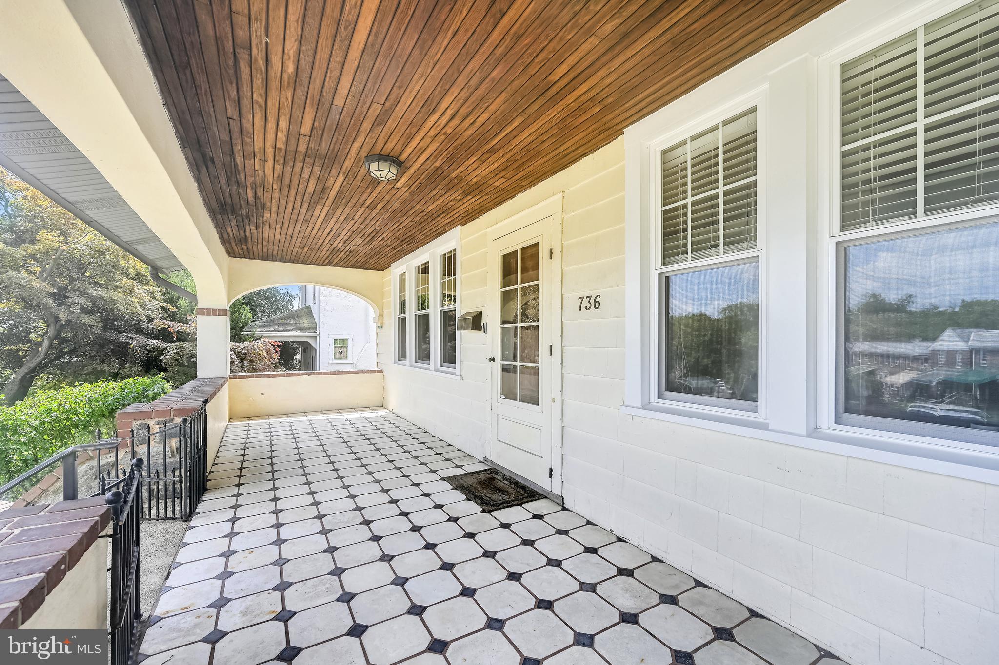 736 Braeside Road Baltimore, MD 21229 - Photo 27 of 29 HUGE front porch