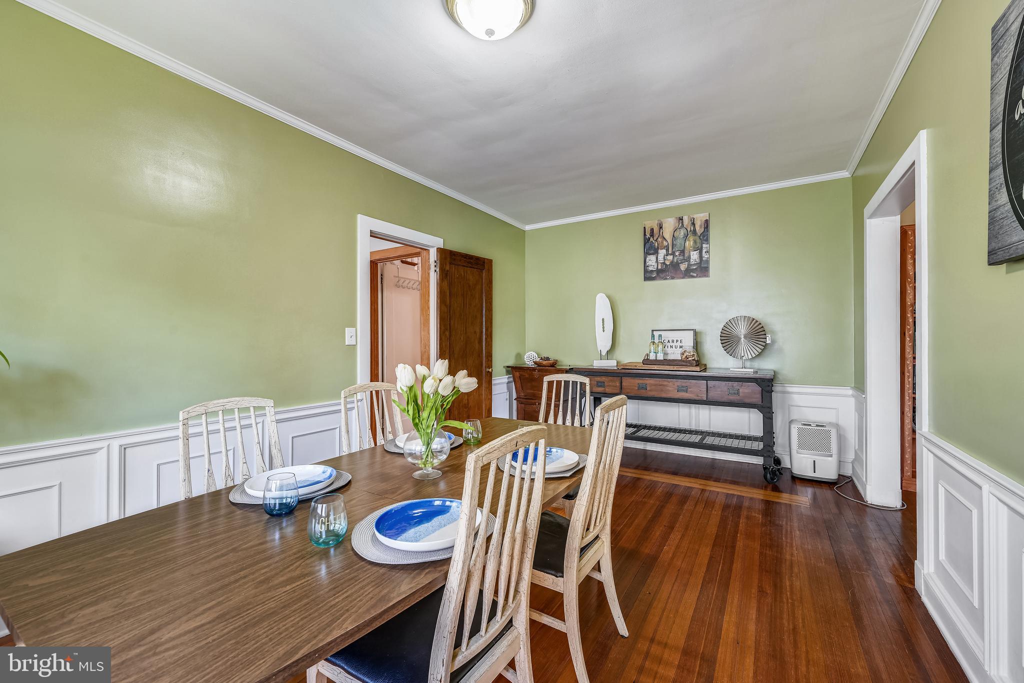 736 Braeside Road Baltimore, MD 21229 - Photo 8 of 29 Dining