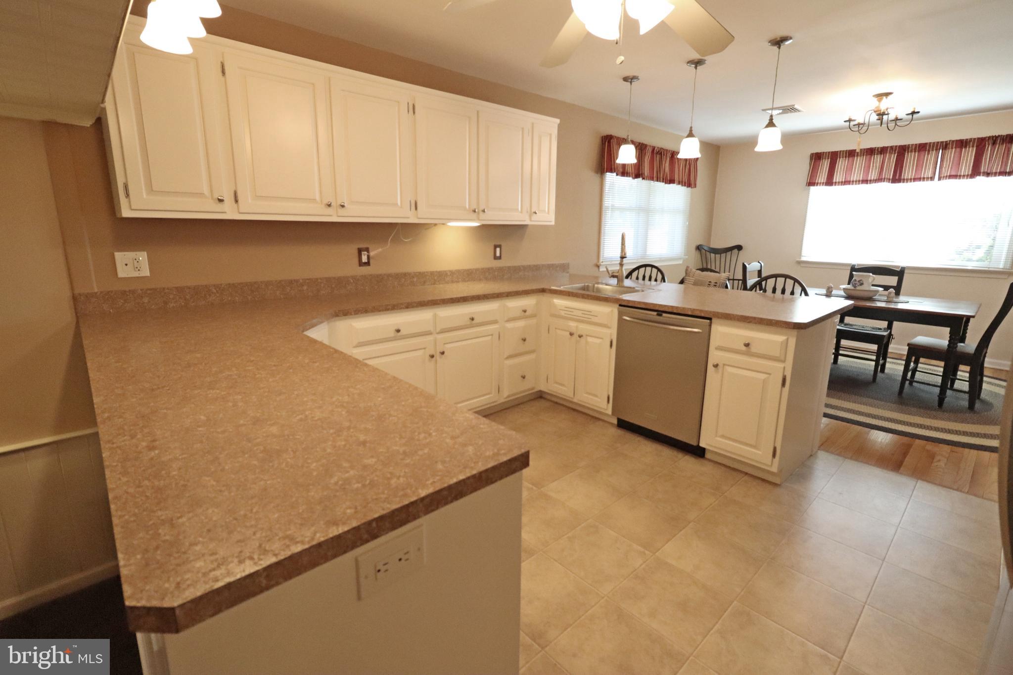 57 West Ridge Drive Leola, PA 17540 - Photo 8 of 41 Gallery Image 8