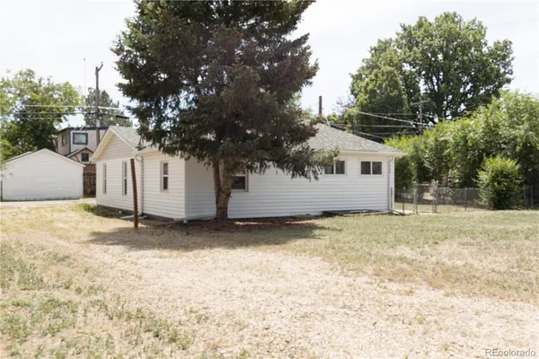 $398,750 | 256 South 2nd Avenue, Brighton, CO 80601