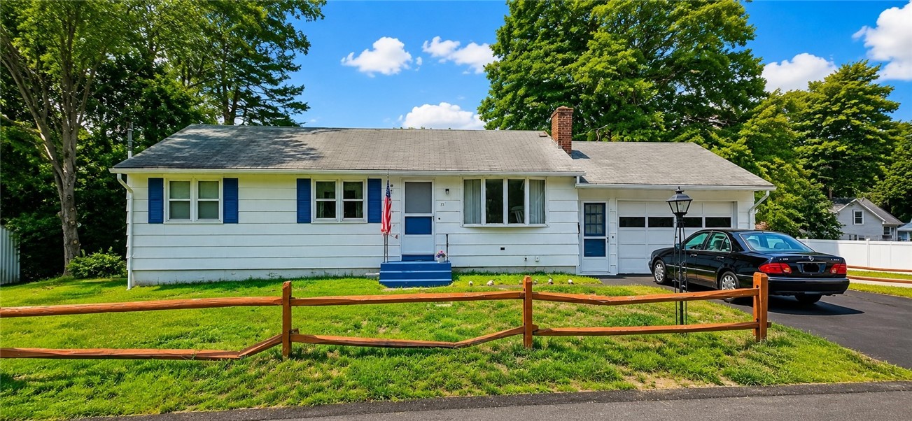35 Williams Street Coventry, RI 02816 - Photo 2 of 8