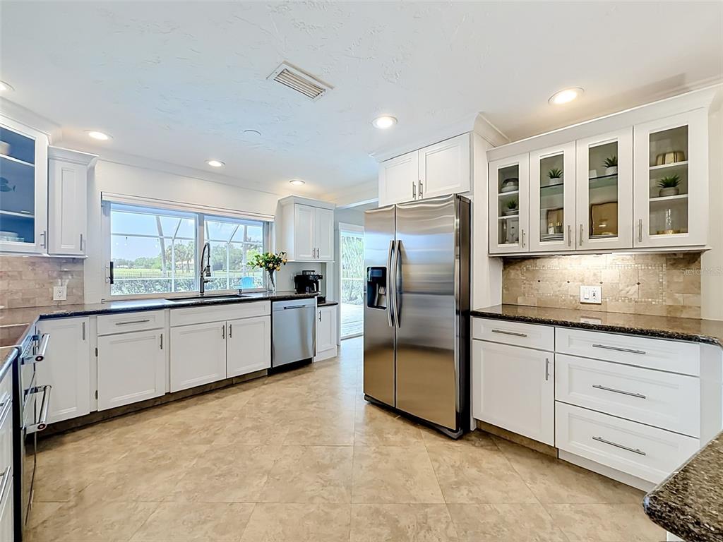 7861 Oliver Road Seminole, FL 33777 - Photo 3 of 37 Gallery Image 3