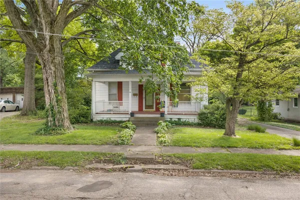 $125,000 | 525 Prairie Avenue, Paris, IL 61944