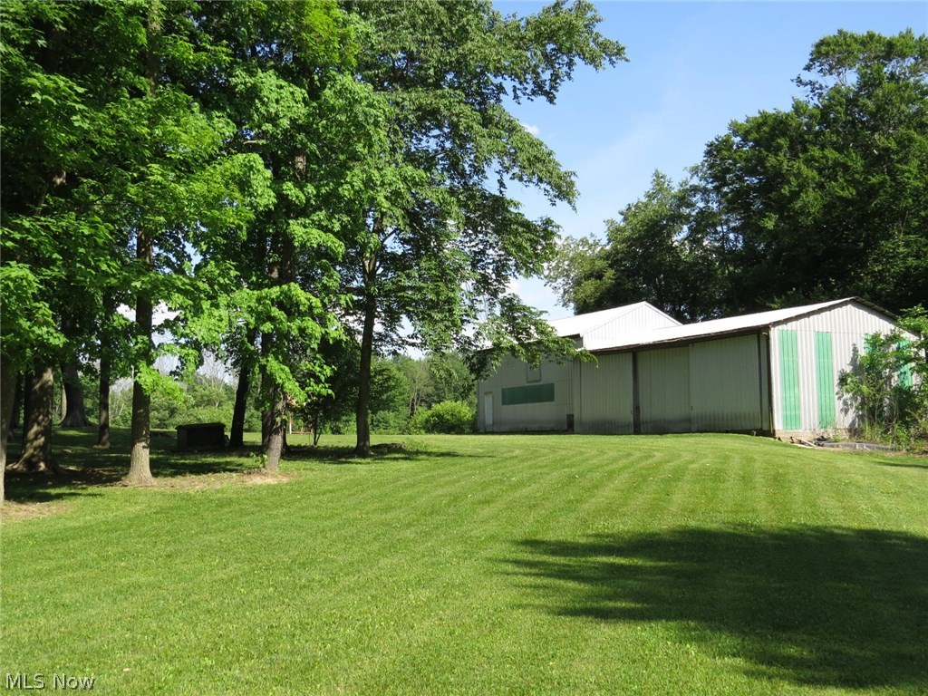 2580 Blake Road Wadsworth, OH 44281 - Photo 3 of 35