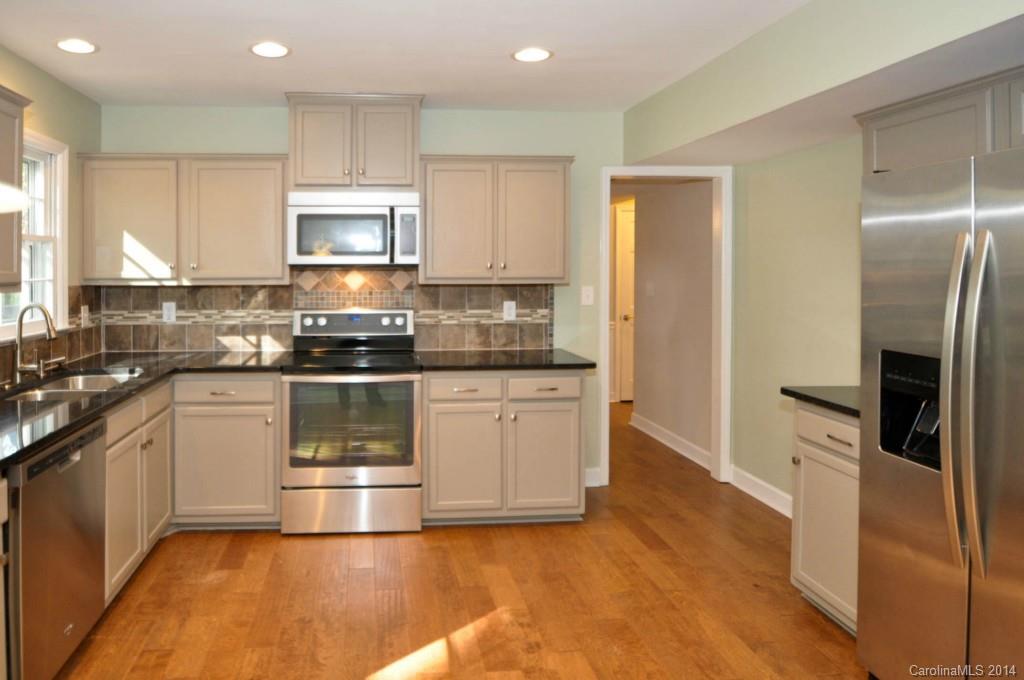 6417 Boykin Spaniel Road, Unit 16 Charlotte, NC 28277 - Photo 5 of 23 Gallery Image 5