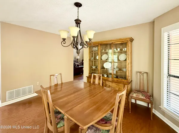 $459,900 | 3440 Fir Drive, Olive Branch, MS 38654