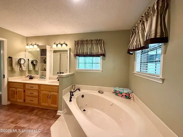 $459,900 | 3440 Fir Drive, Olive Branch, MS 38654