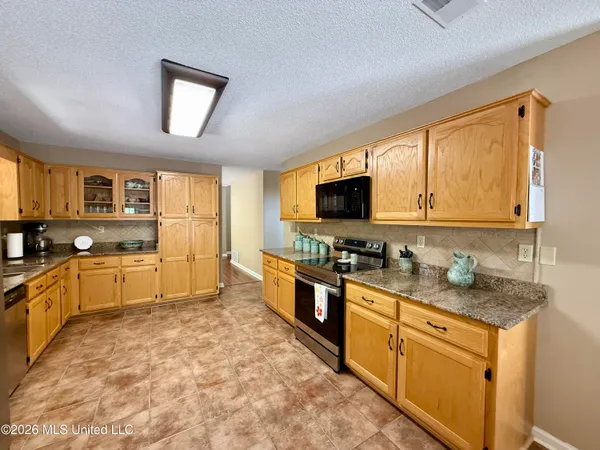 $459,900 | 3440 Fir Drive, Olive Branch, MS 38654