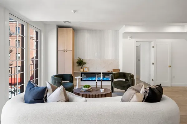 $2,350,000 | 51 North Margin Street, Unit 3, Boston, MA 02113