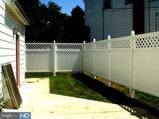 333 Shakespeare Drive Sinking Spring, PA 19608 - Photo 4 of 5 Gallery Image 4