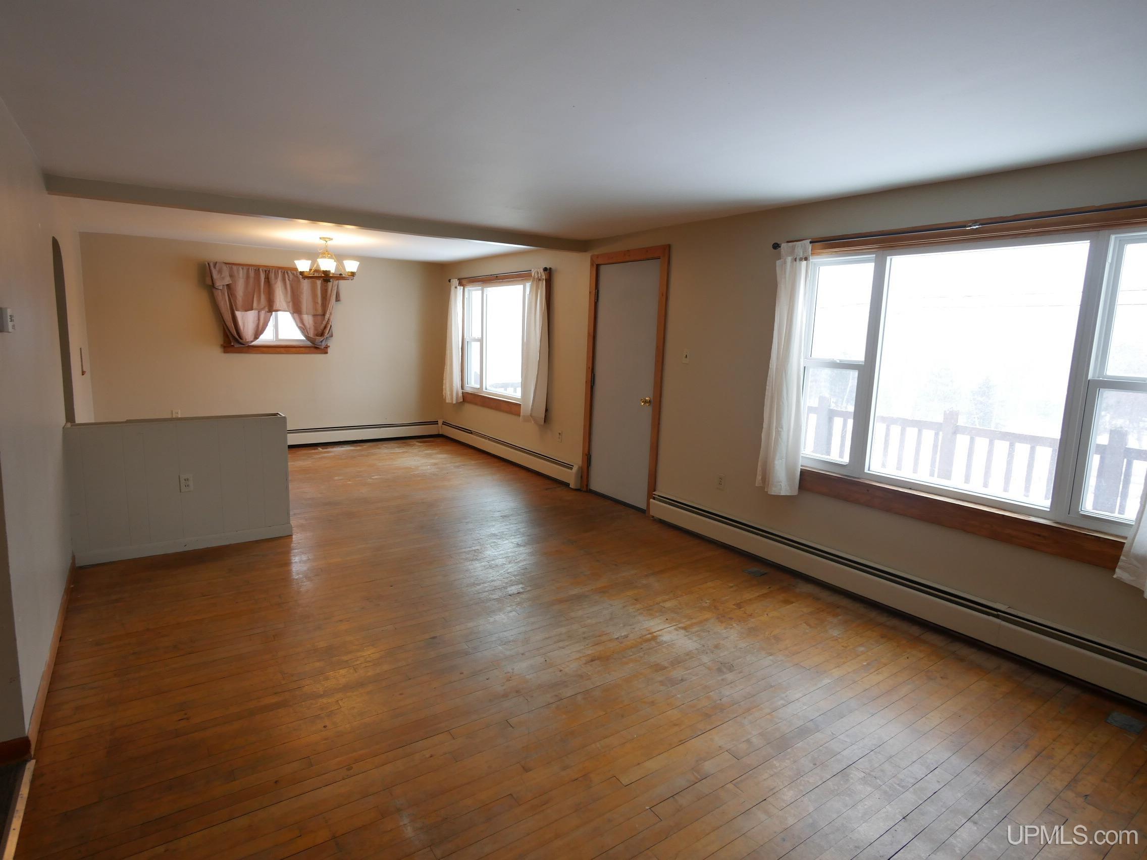 21322 Royce Road Hancock, MI 49930 - Photo 10 of 36 Gallery Image 10