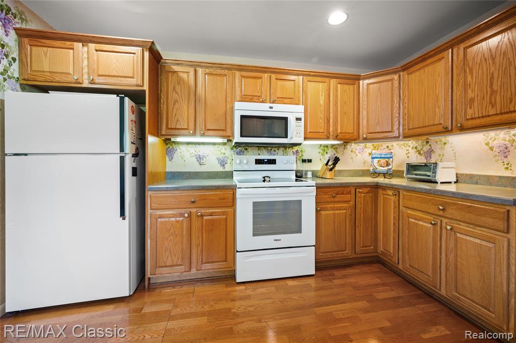 47850 West Seven Mile Road Northville, MI 48167 - Photo 13 of 24 Gallery Image 13