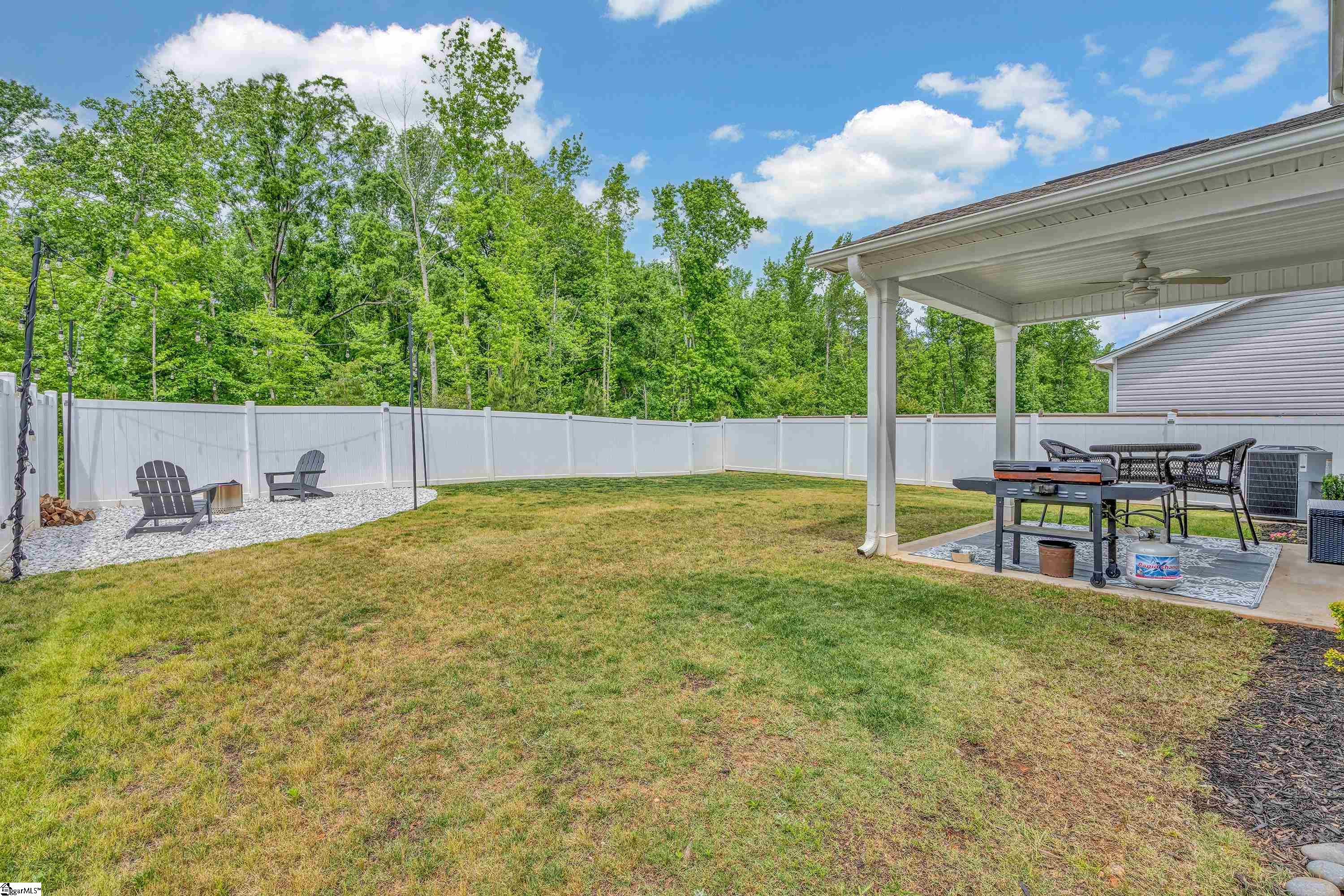 121 Strongridge Trail Simpsonville, SC 29681 - Photo 4 of 36 Gallery Image 4