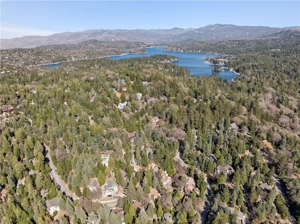 $529,000 | 175 Massive Lake, Lake Arrowhead, CA 92352