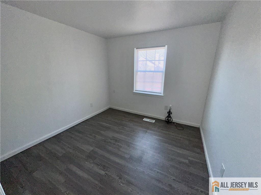 4 Renaissance Lane New Brunswick, NJ 08901 - Photo 12 of 26 Gallery Image 12