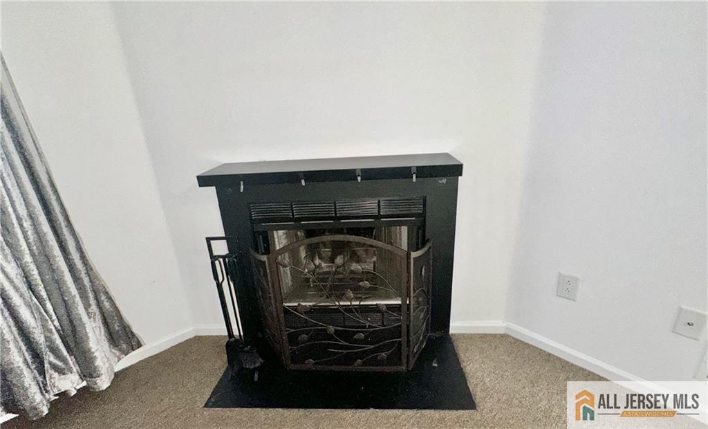 4 Renaissance Lane New Brunswick, NJ 08901 - Photo 3 of 26 Gallery Image 3
