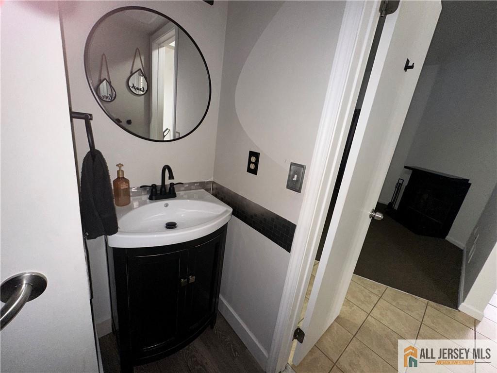 4 Renaissance Lane New Brunswick, NJ 08901 - Photo 6 of 26 Gallery Image 6