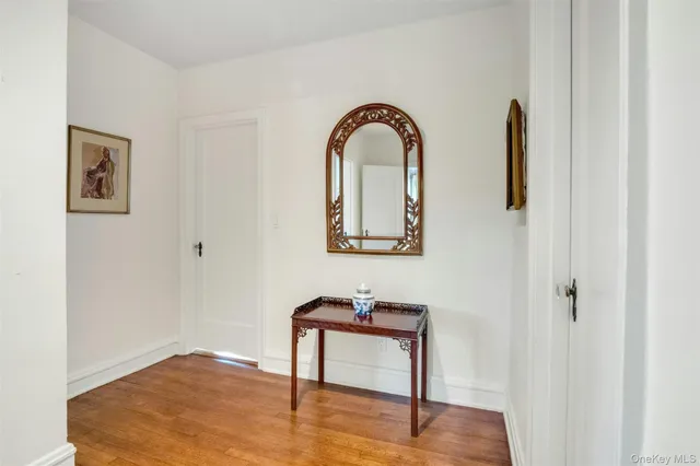 $798,000 | 4810 Boston Post Road, Unit 2D, Pelham, NY 10803