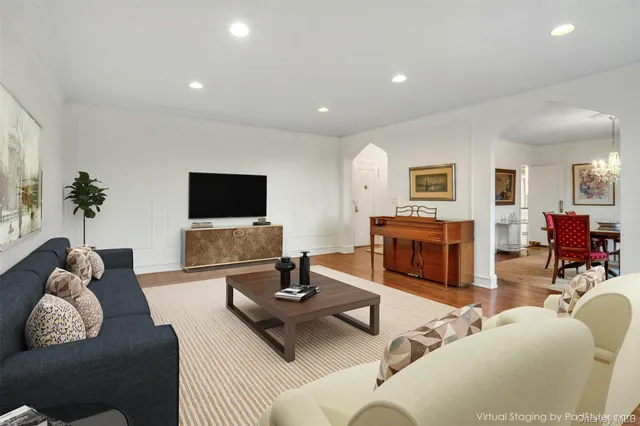 $798,000 | 4810 Boston Post Road, Unit 2D, Pelham, NY 10803