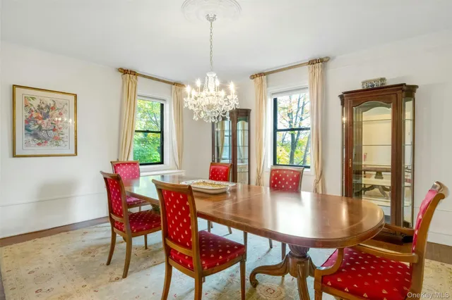 $798,000 | 4810 Boston Post Road, Unit 2D, Pelham, NY 10803