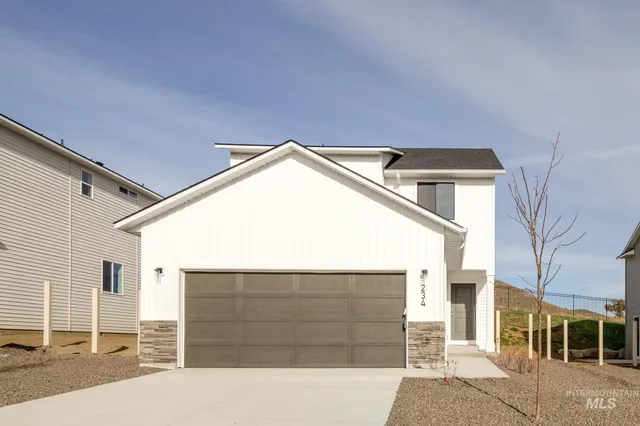 $352,990 | 401 Reindeer Avenue, Horseshoe Bend, ID 83629
