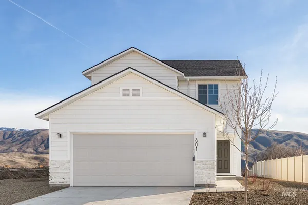 $379,990 | 401 Reindeer Avenue, Horseshoe Bend, ID 83629