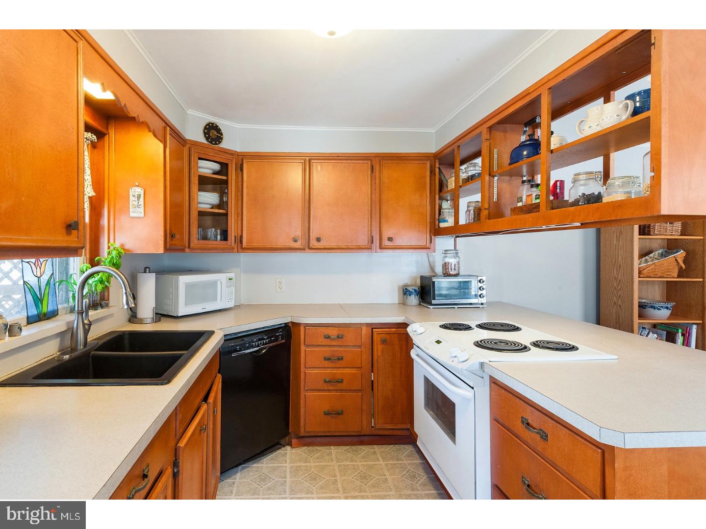 359 Bridge Street Spring City, PA 19475 - Photo 11 of 25 Kitchen