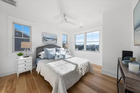 $2,299,000 | 117 East Syracuse Avenue, Wildwood Crest, NJ 08260