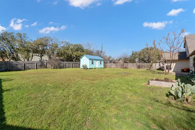 $3,200 | 1106 San Augustine Drive, Austin, TX 78733