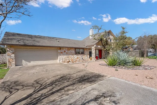 $3,200 | 1106 San Augustine Drive, Austin, TX 78733