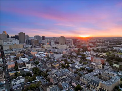$978,000 | 632 Burgundy Street, New Orleans, LA 70112