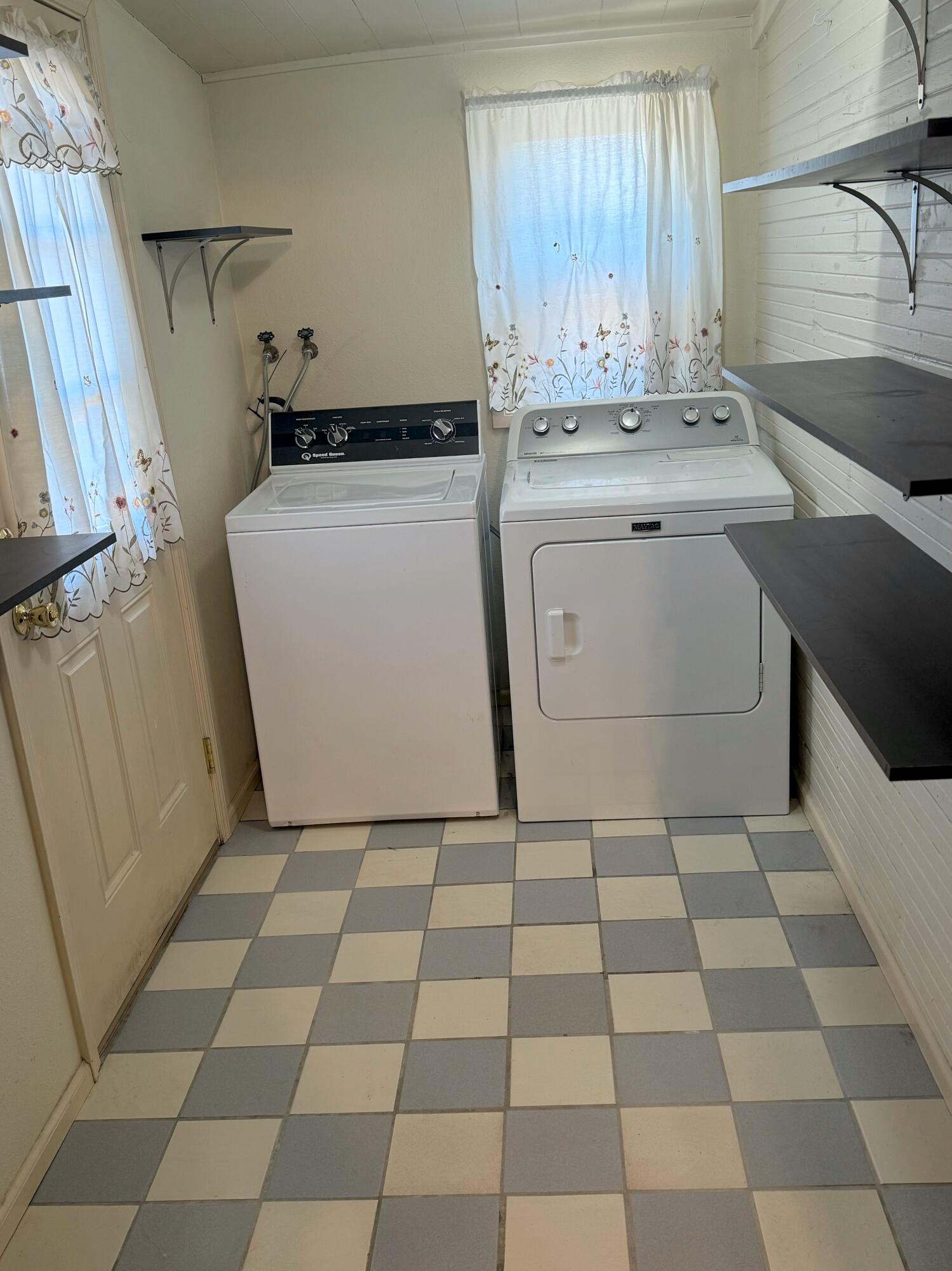 6845 Pinehurst Street Central Point, OR 97502 - Photo 21 of 40 image021