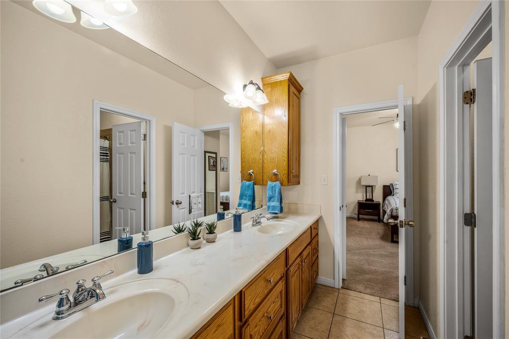 1903 South 11th Street, Unit A & B Waco, TX 76706 - Photo 18 of 40 Unit A